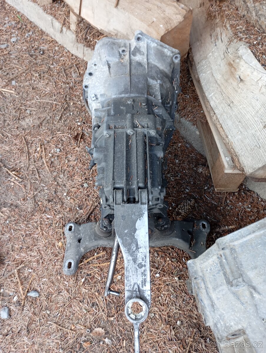 BMW e91 převodovka manuální - 2