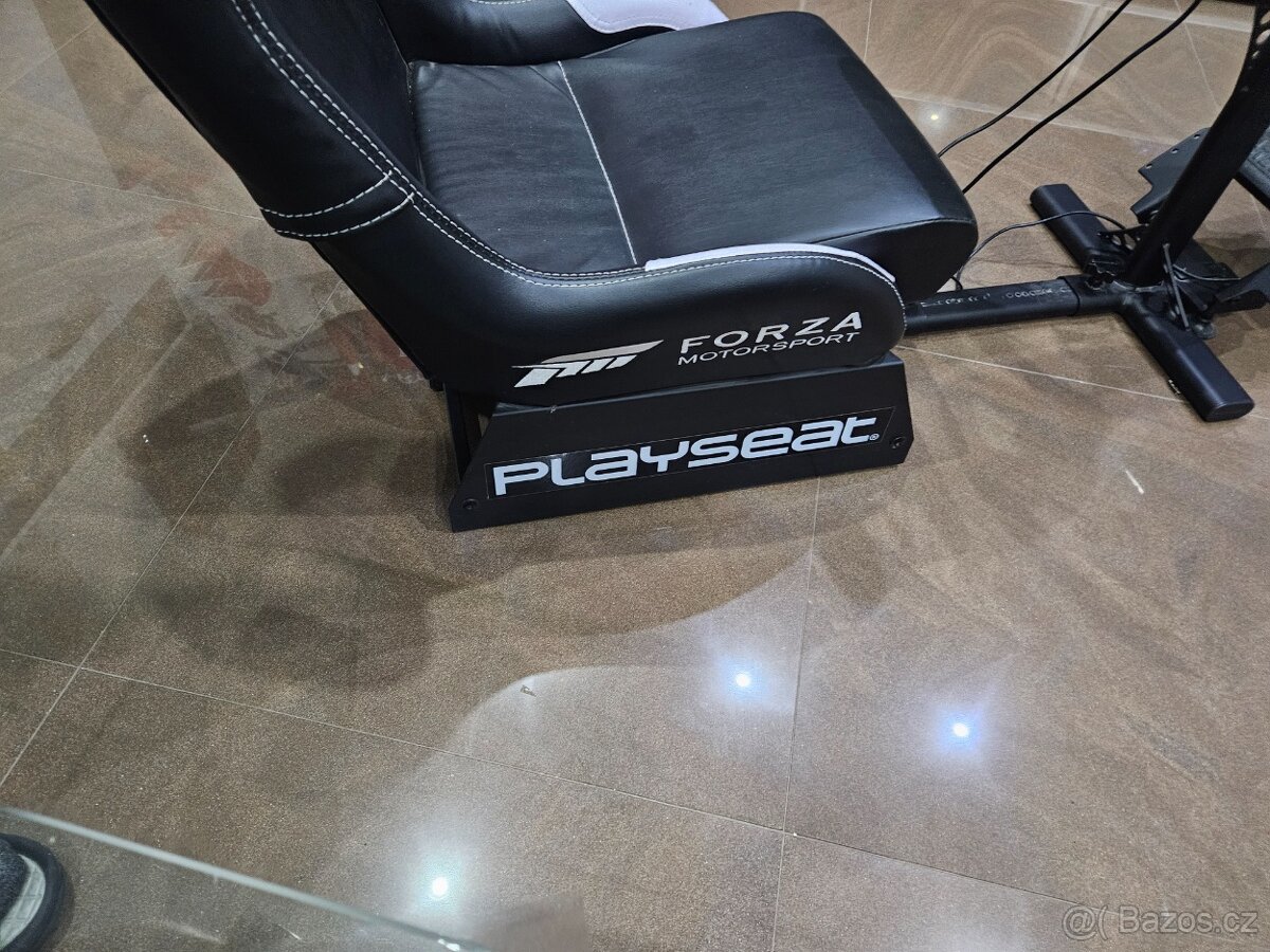 Volant a křeslo na PC a PS4 A PS5 - 2