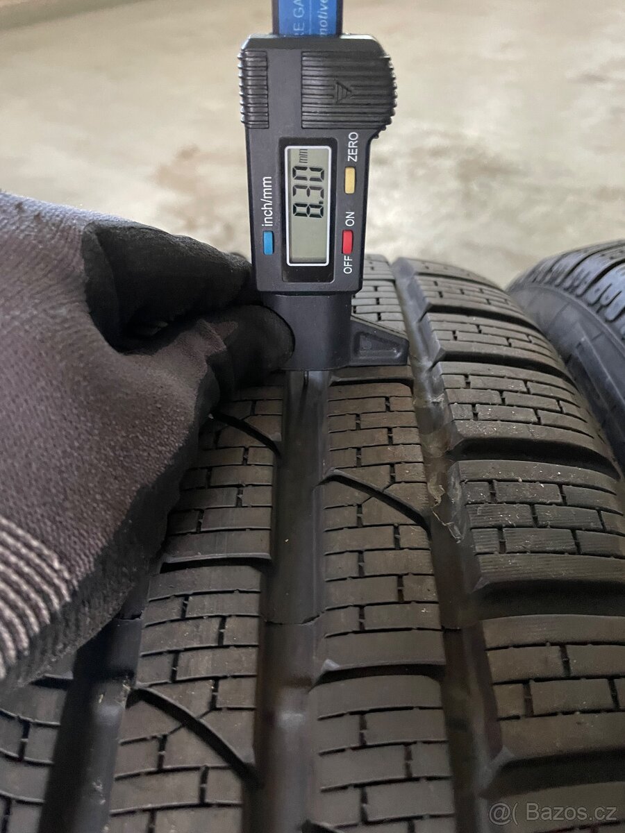 Zimni pneu Pirelli 235/50/19 90-95% - 2