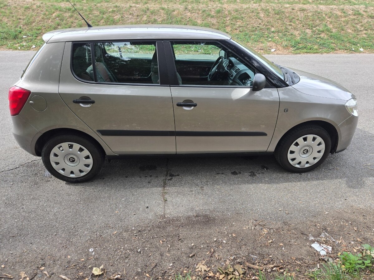 DKODA FABIA 2, 1,2i - 2