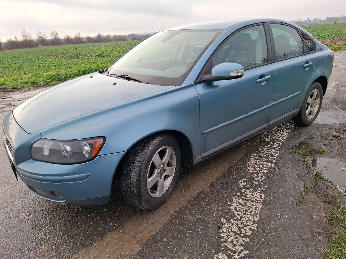 Volvo S40II 1.6D 80Kw - 2
