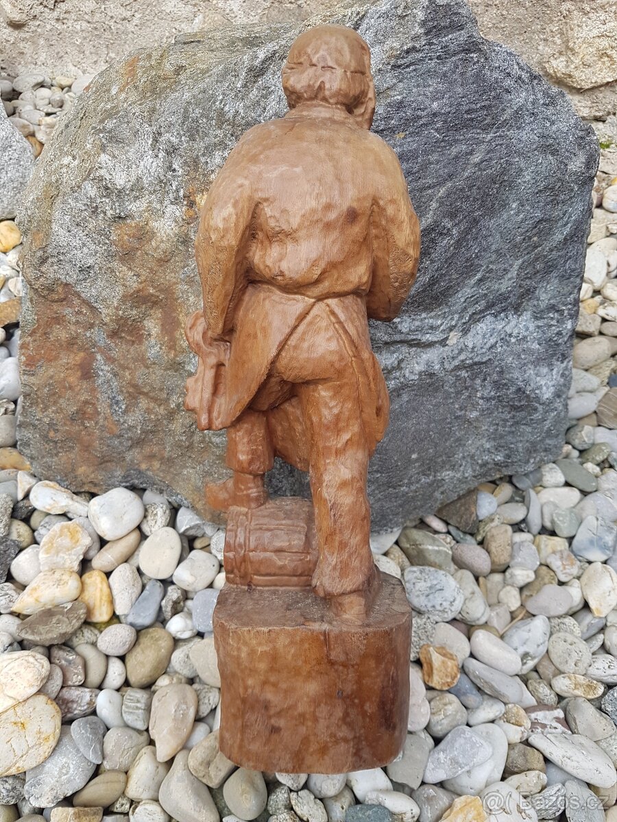 Dřevěná socha - 2
