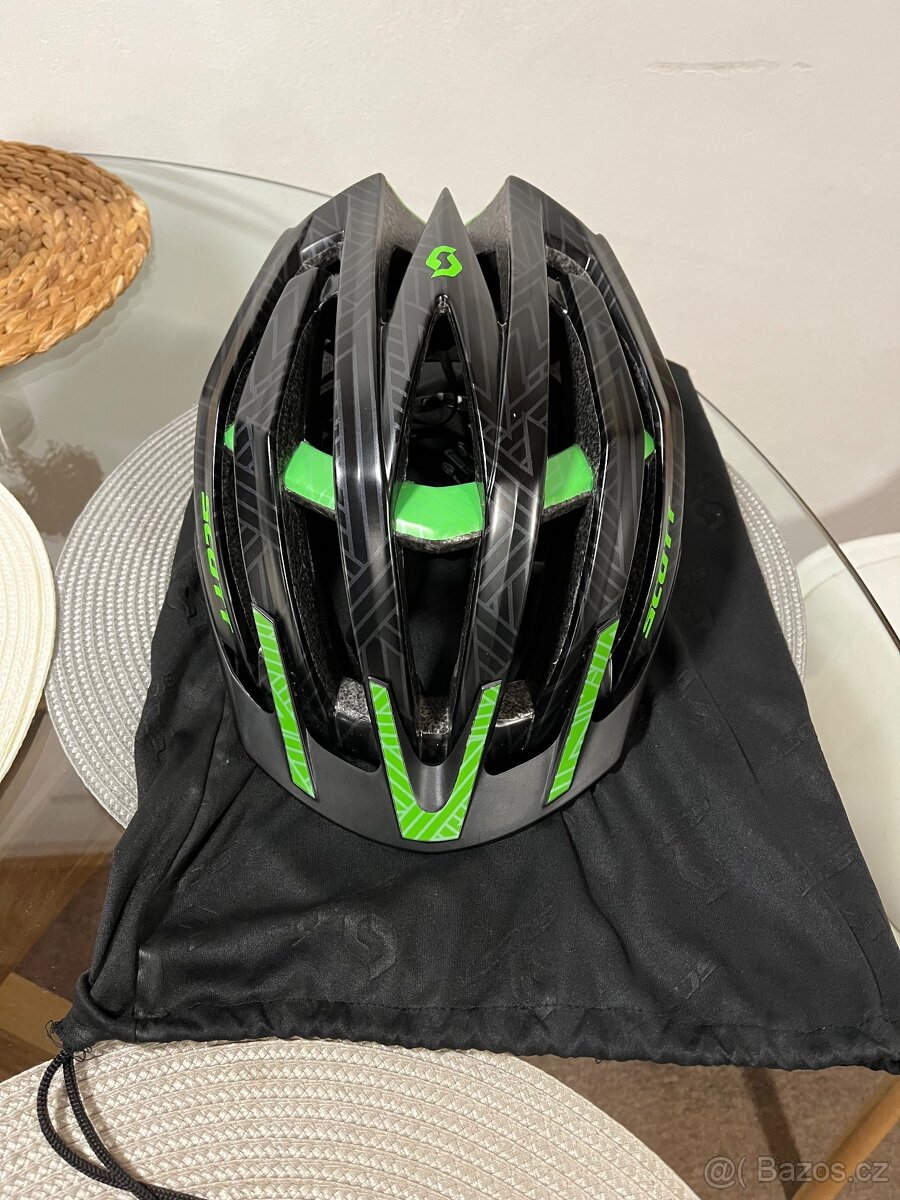 Přilba na kolo Nová cena - 2