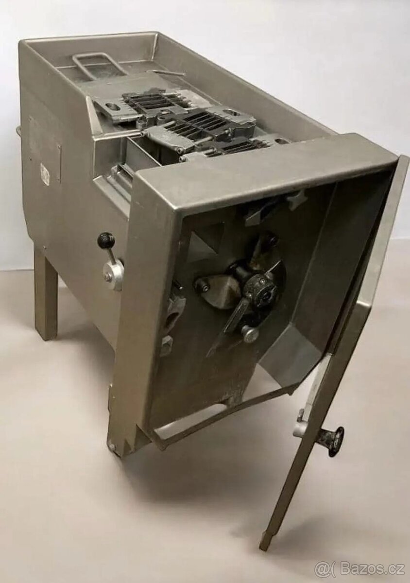 Kostkovačka na maso - 2