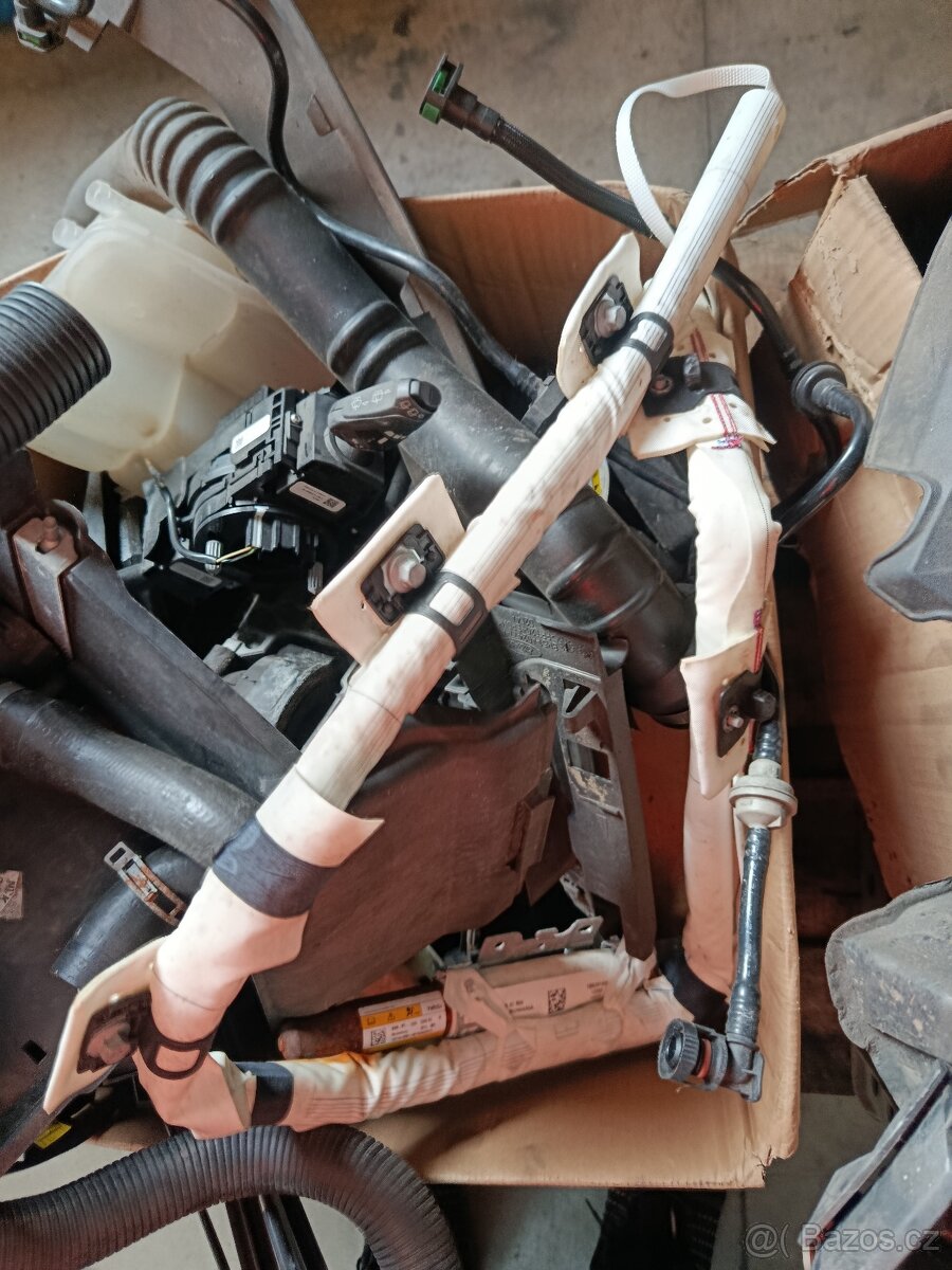 Díly na Ford Focus 1.6ecoboost - 2