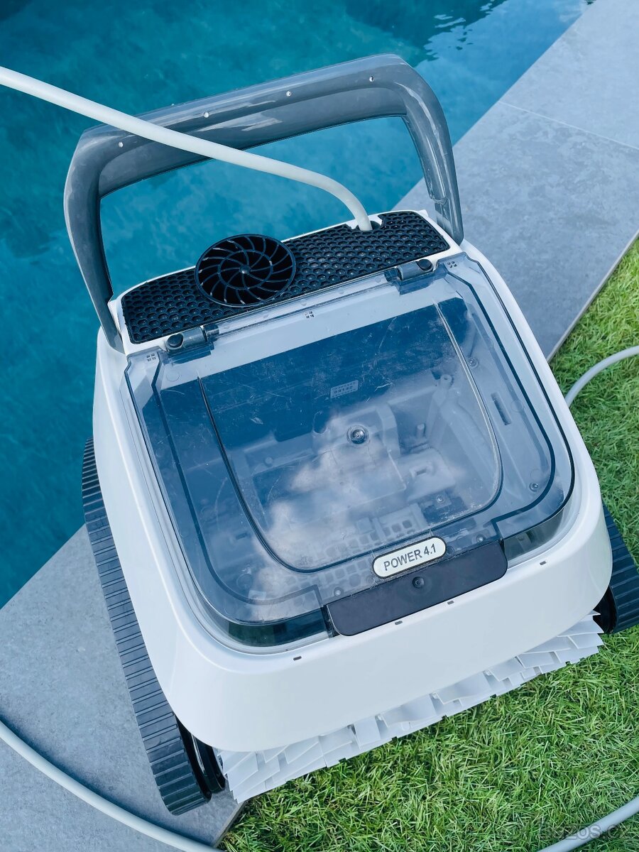 Prodám bazénový automatický vysavač - 2