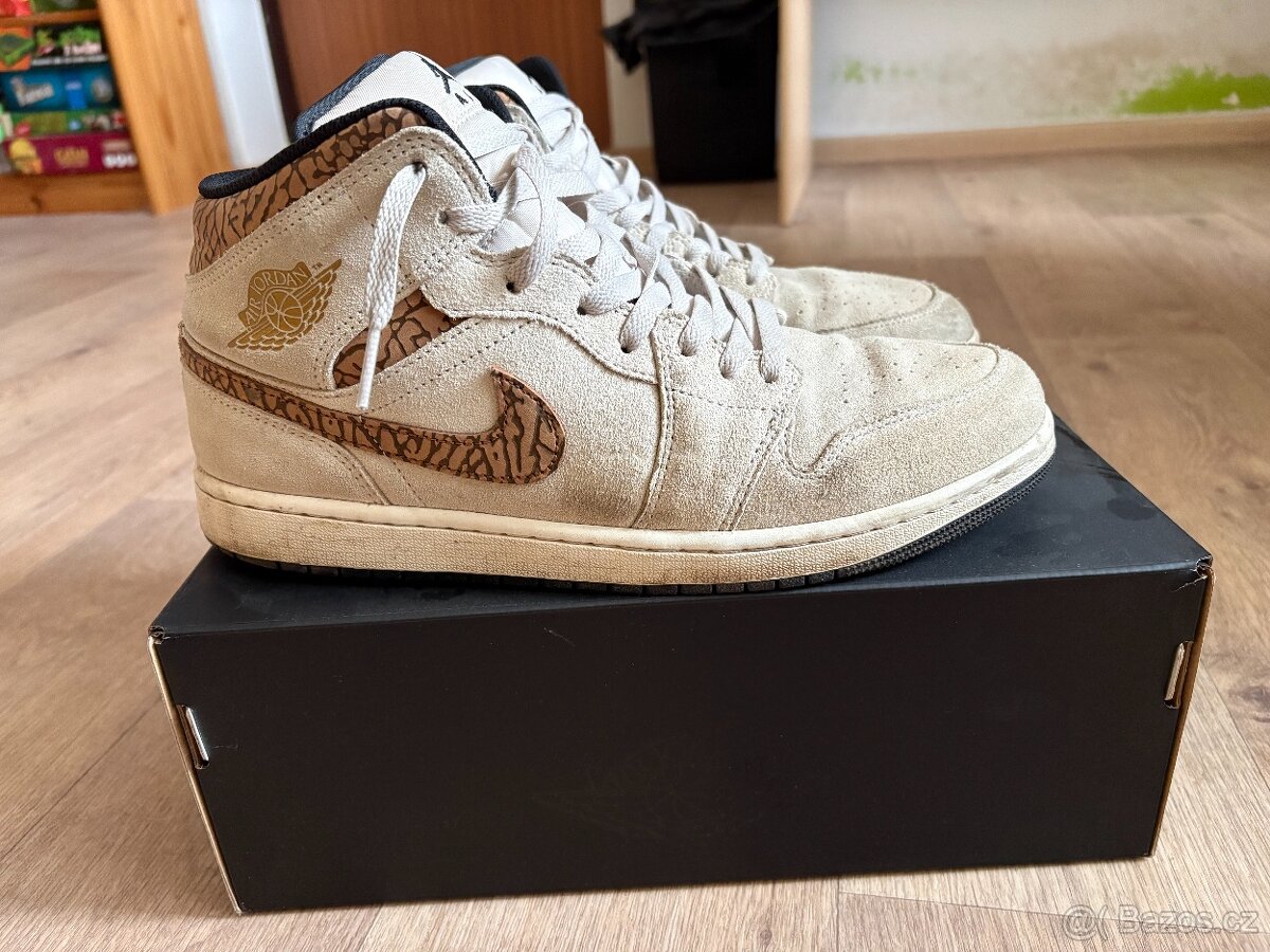 Air Jordan 1 mid SE - 2