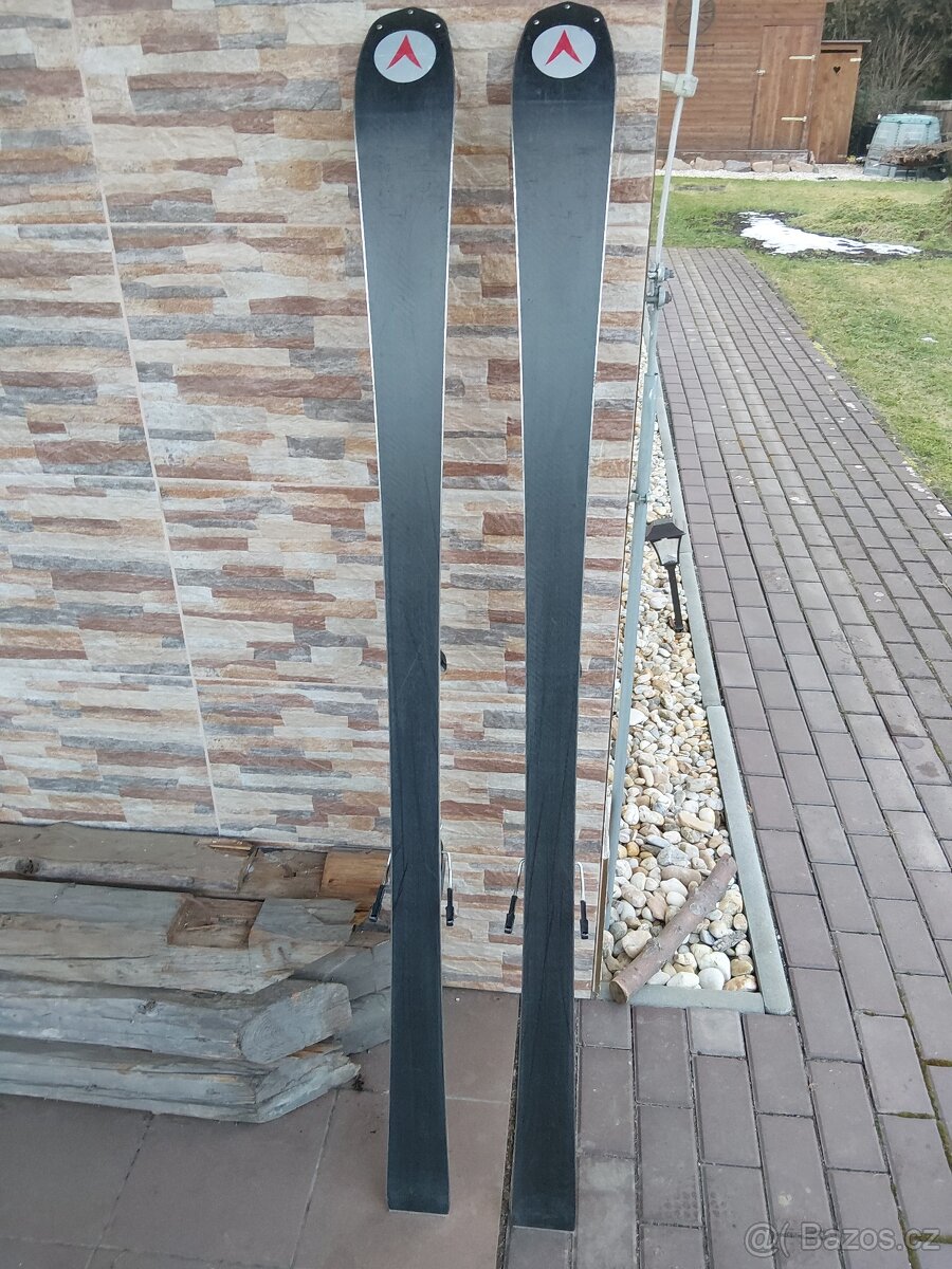 Prodám lyže - 2