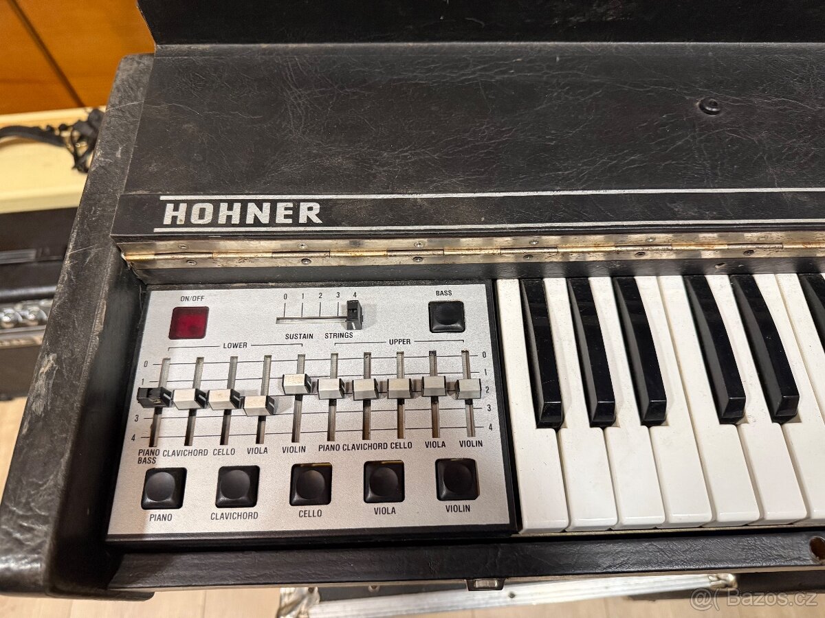 Hohner String Performer (1977) – HRAJÍCÍ - 2