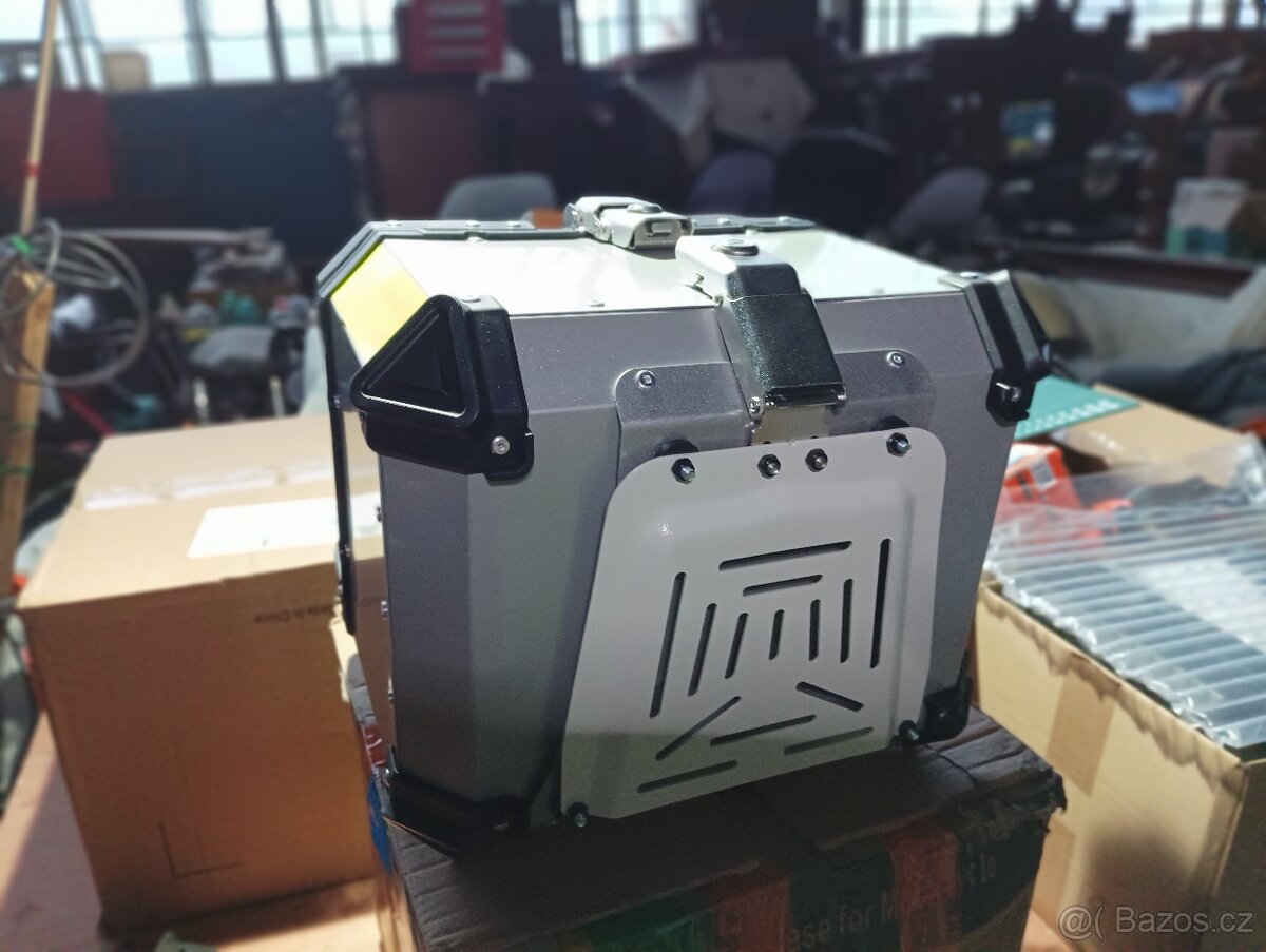 hliníkový TOPcase 36 l .. NOVÝ .. s plotnou - 2