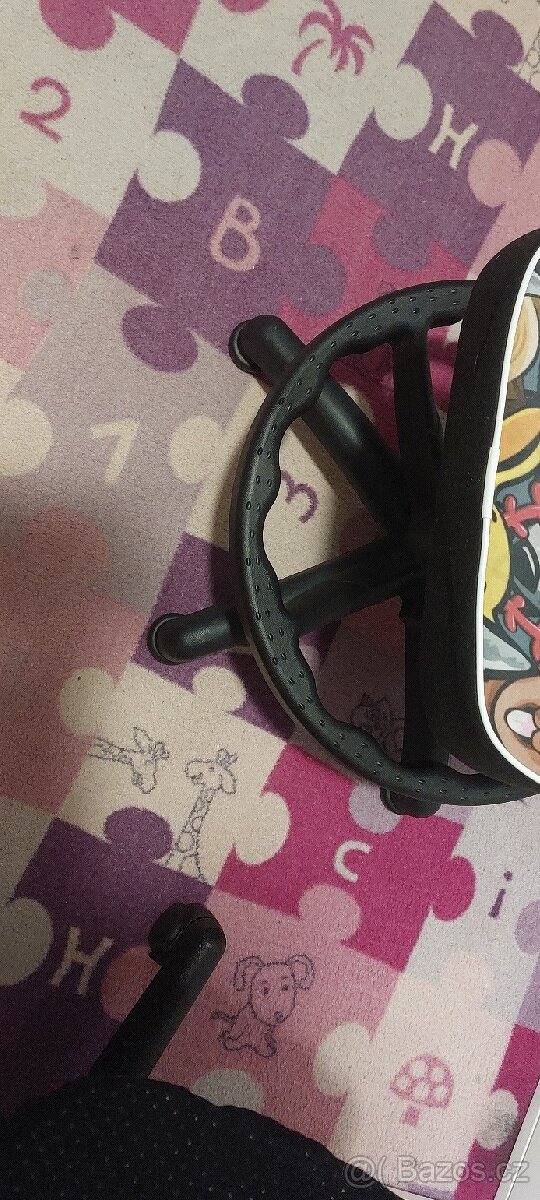 Dětská zdravá židle s podnožníkem - 2