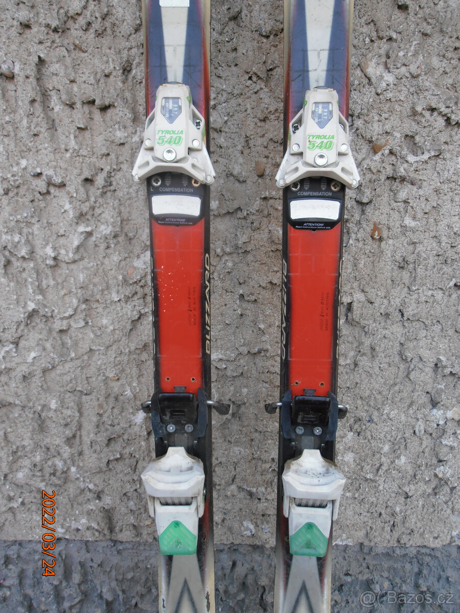 RETRO SJEZDOVÉ LYŽE BLIZZARD - 2