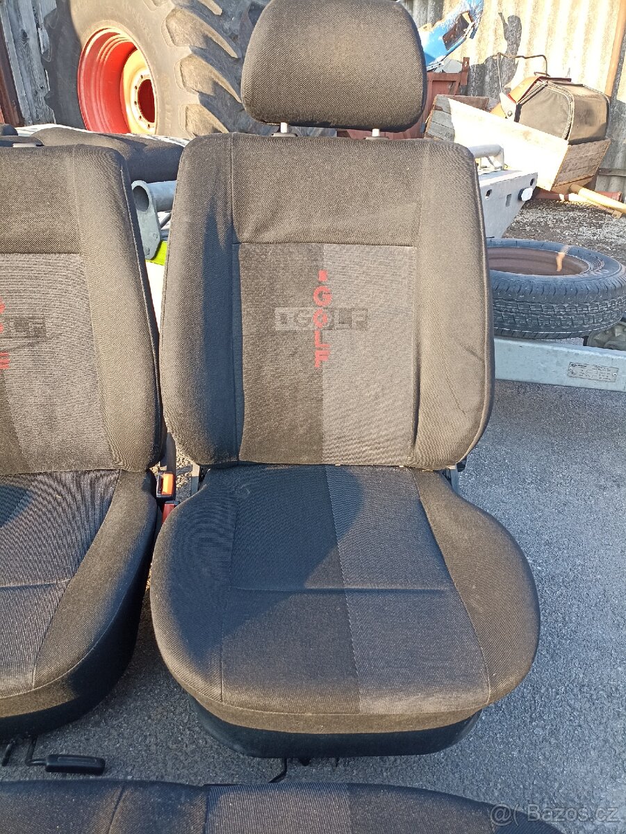 Sedačky Volkswagen golf 3 kombi. - 2
