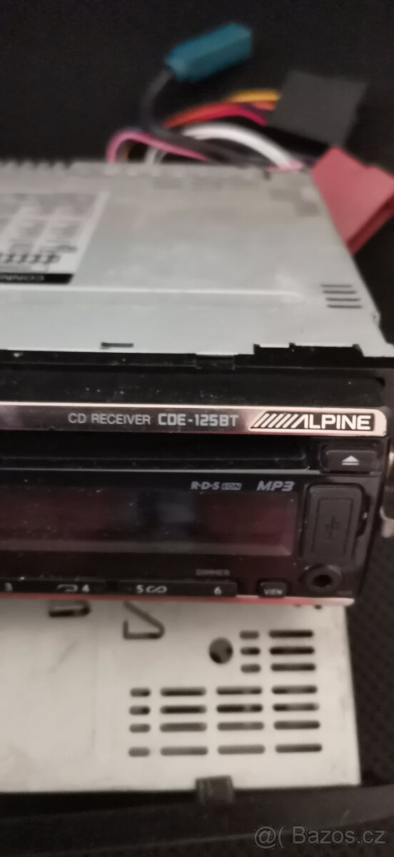 Prodám autorádio Alpine CDE-125BT s Bluetooth - 2