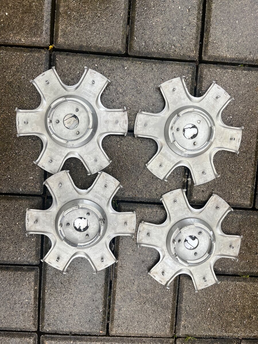 4x středové pokličky renault - 2
