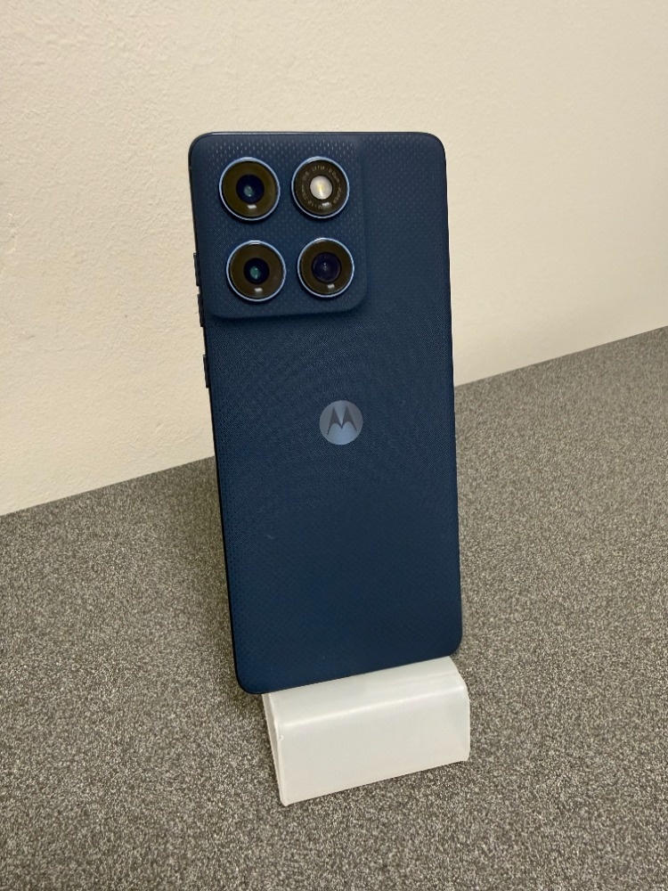 Motorola Moto Edge 60 - 2