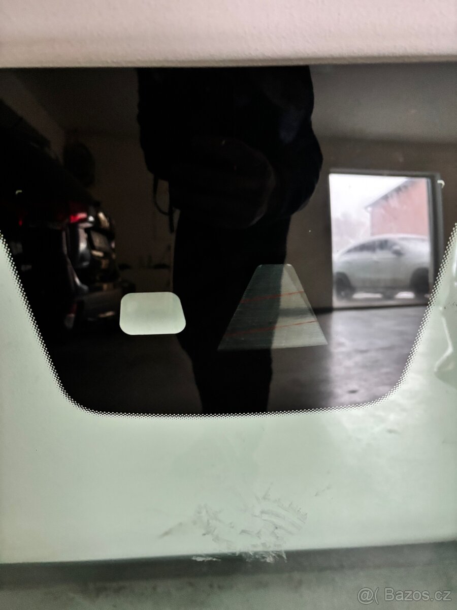 Čelní okno Mercedes E w213 - 2
