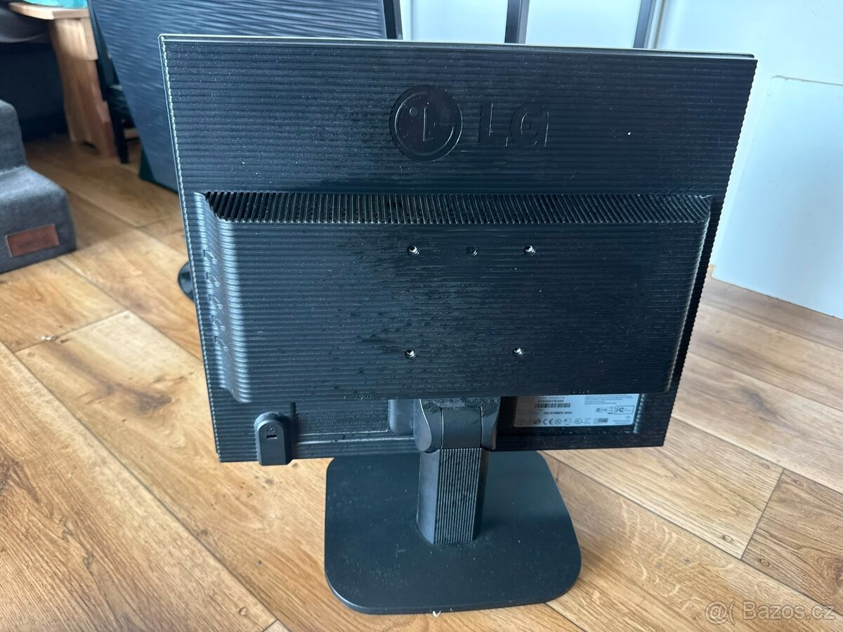 LG FLATRON L1718S 17" - 2