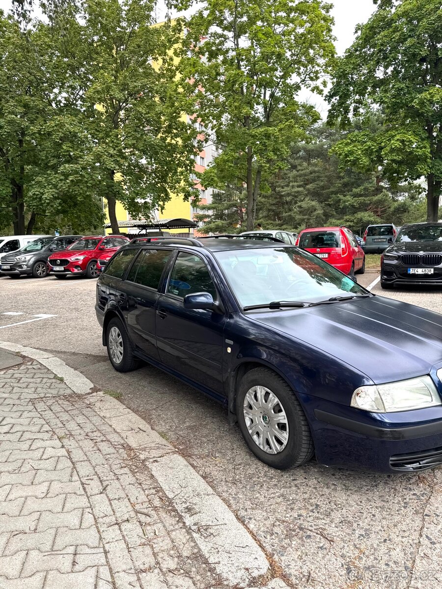 Octavia 1,9tdi-96kw.r.v.2004 - 2