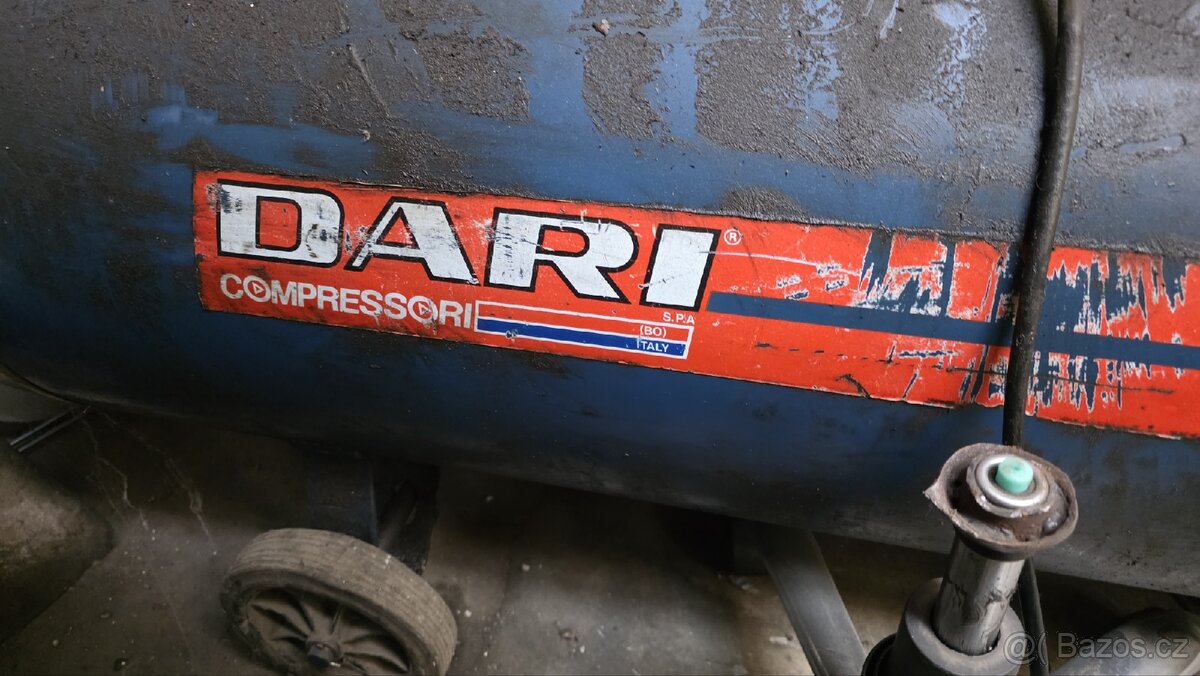 Olejový kompresor 200L Dari - 2