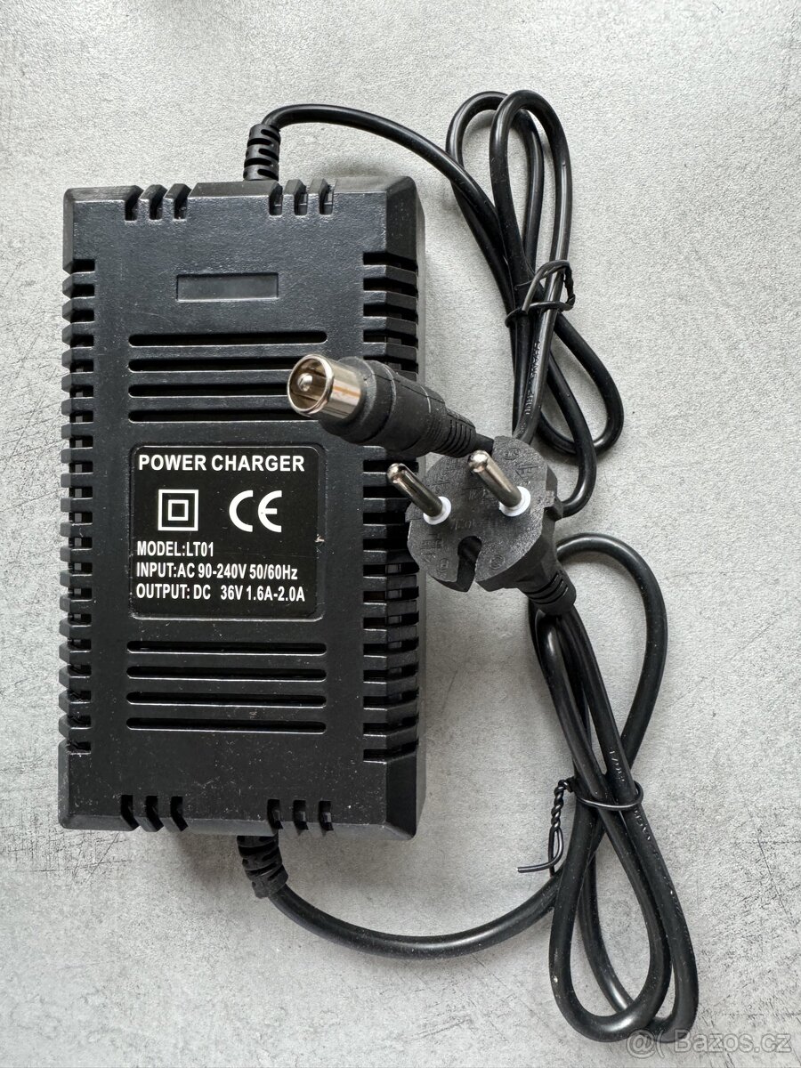 Nabíječka elektrická čtyřkolka/motorka/skútr 36v 1,6-2,0 A