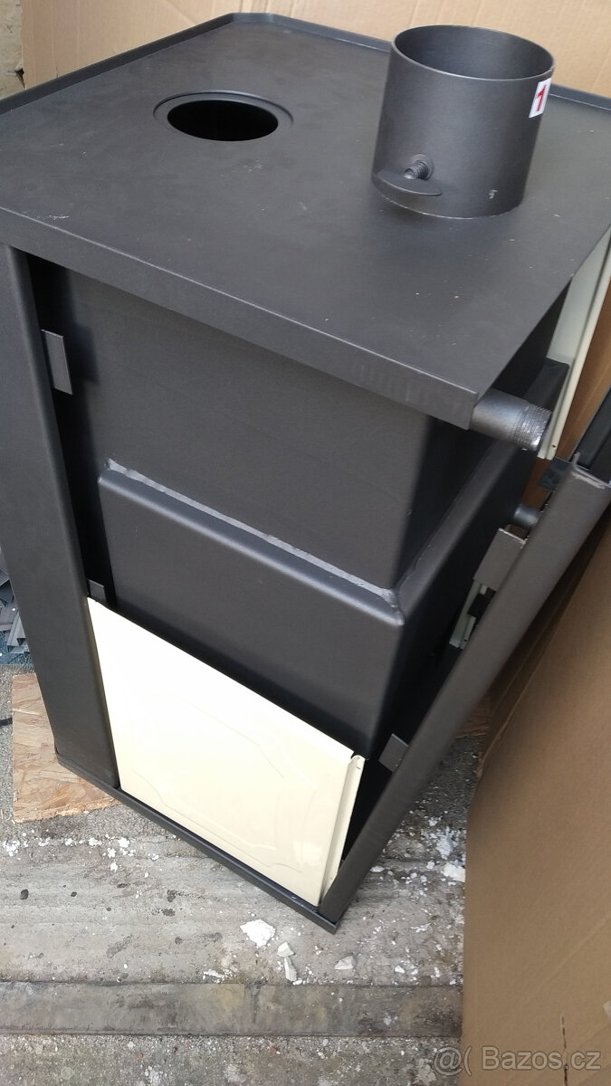 Krbová kamna s výměníkem PRITY S3 W17 - nová, nepoužitá - 2