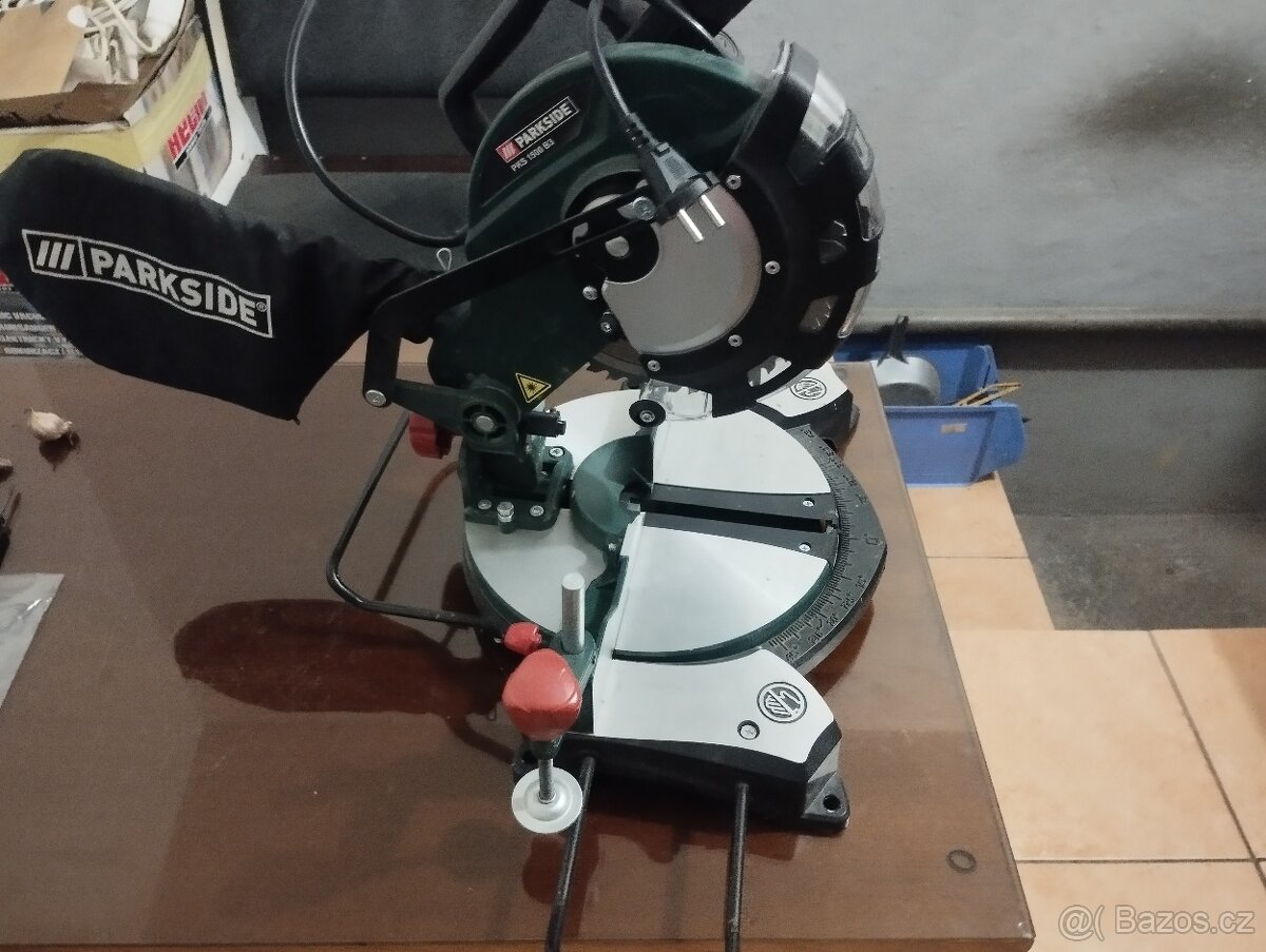 Pokosová pila Parkside - 2