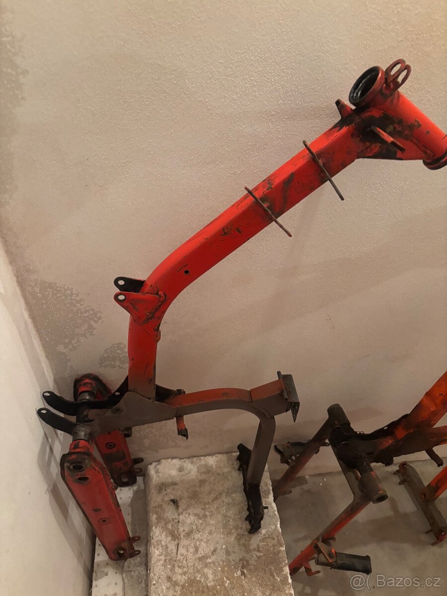 Rám Jawa Pionyr - 2