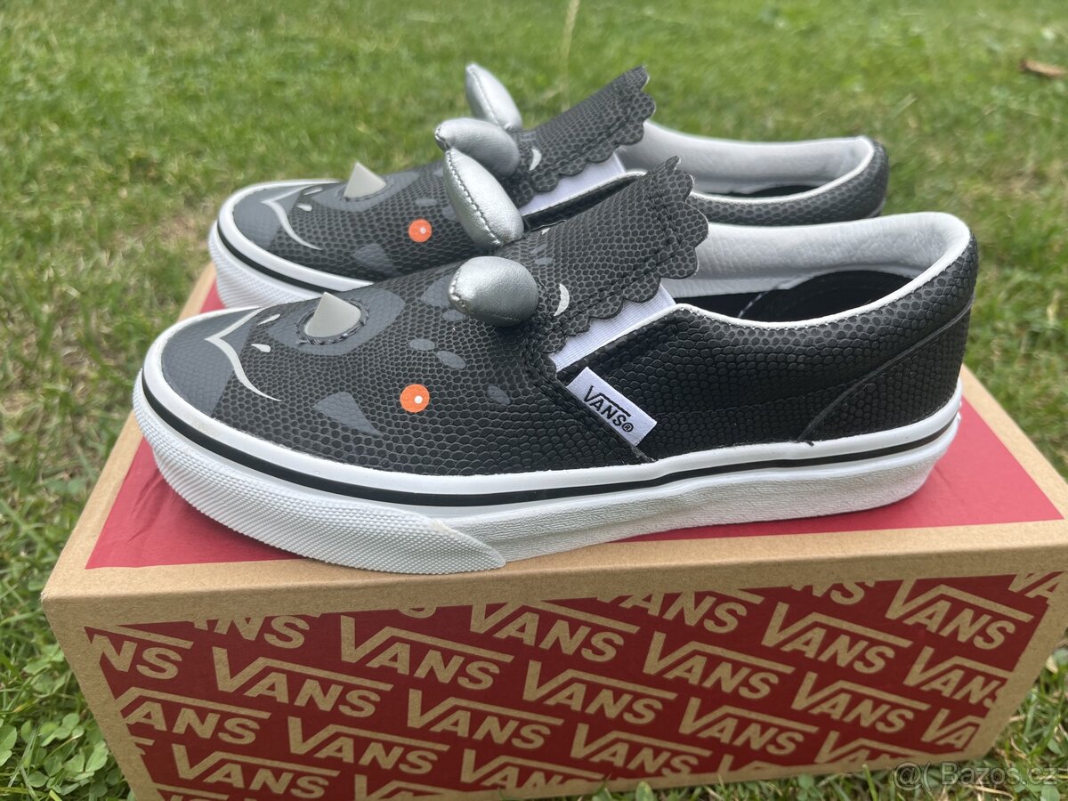 Nové Vans 32, 450,-Kč - 2