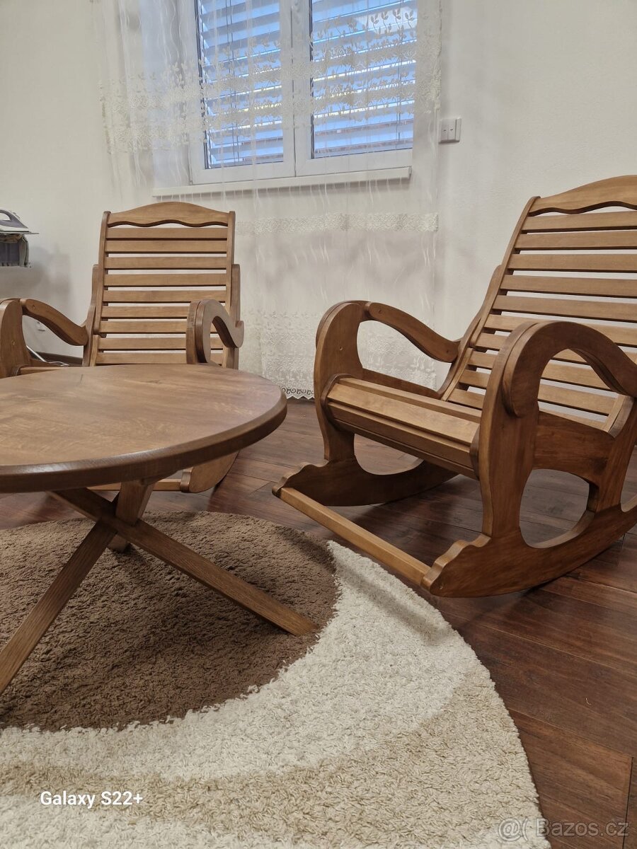 Houpací křeslo, nové. - 2