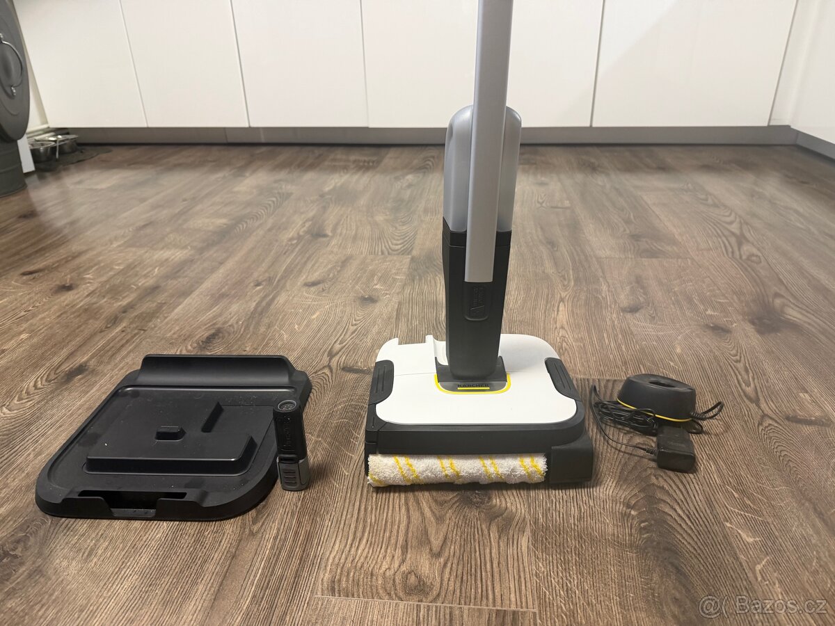 KARCHER PODLAHOVÁ MYČKA FC 2-4 BATTERY SET - 2