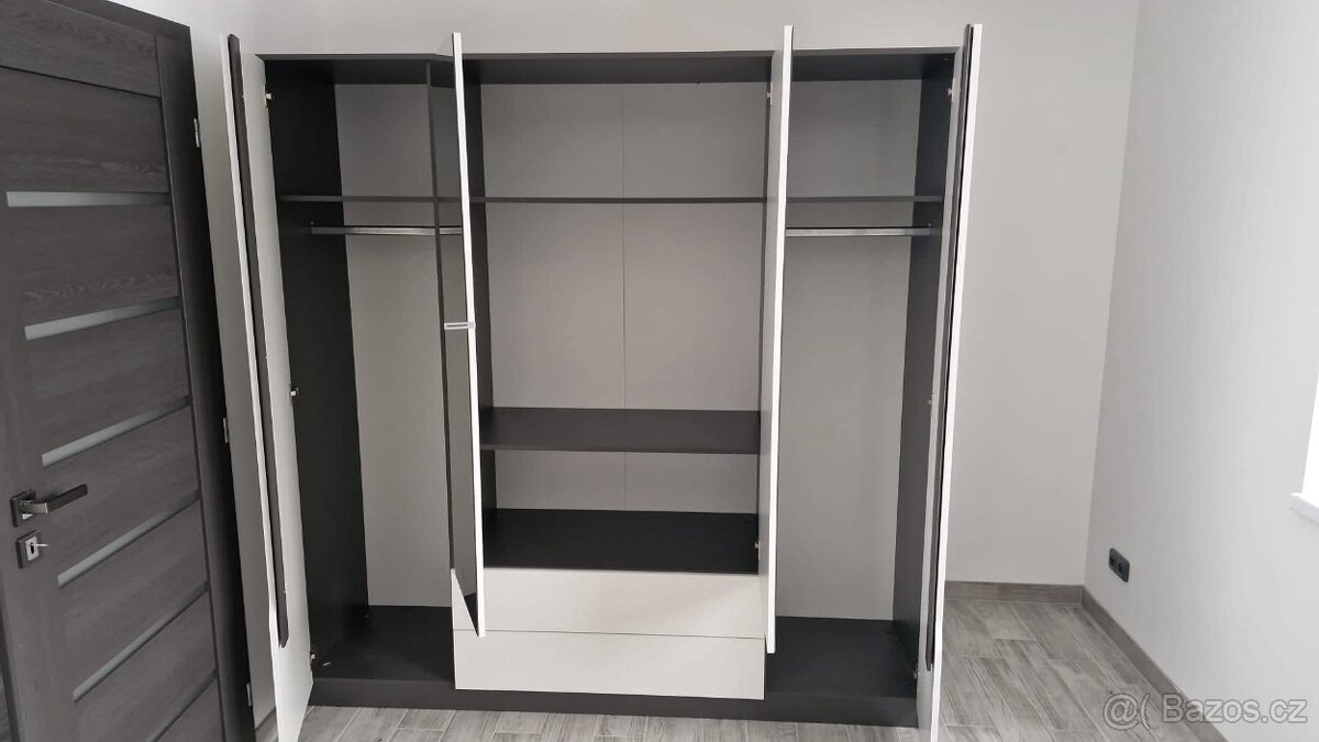 Šatní skříň NOVA - 2