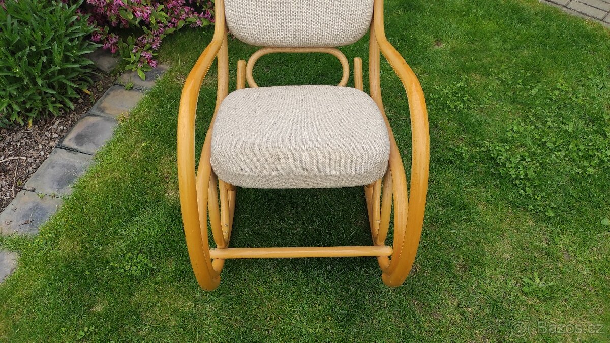 Houpací křeslo Thonet - 2