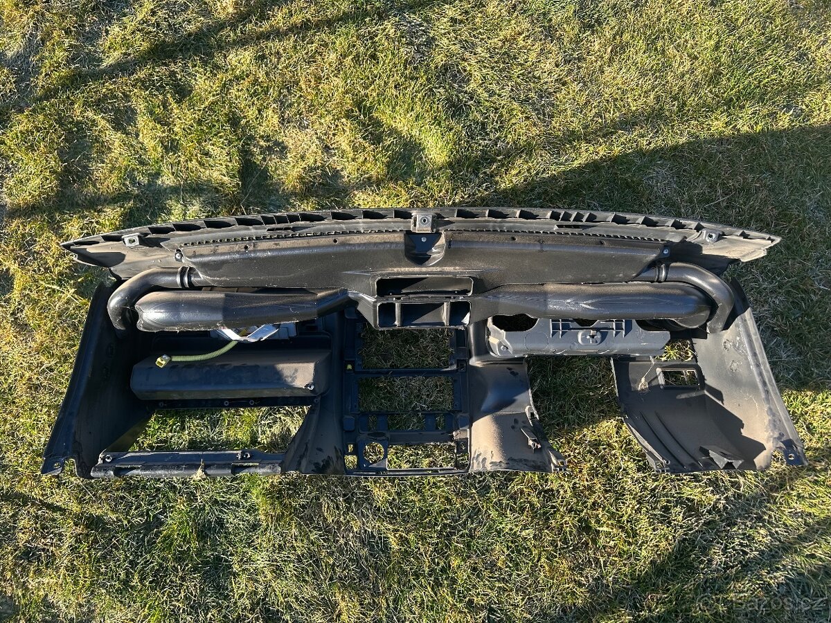 Palubní deska Suzuki Jimny - 2