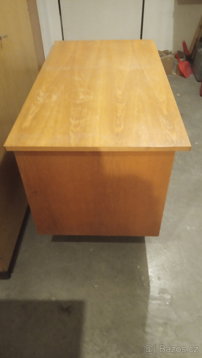 Psací stůl - 2
