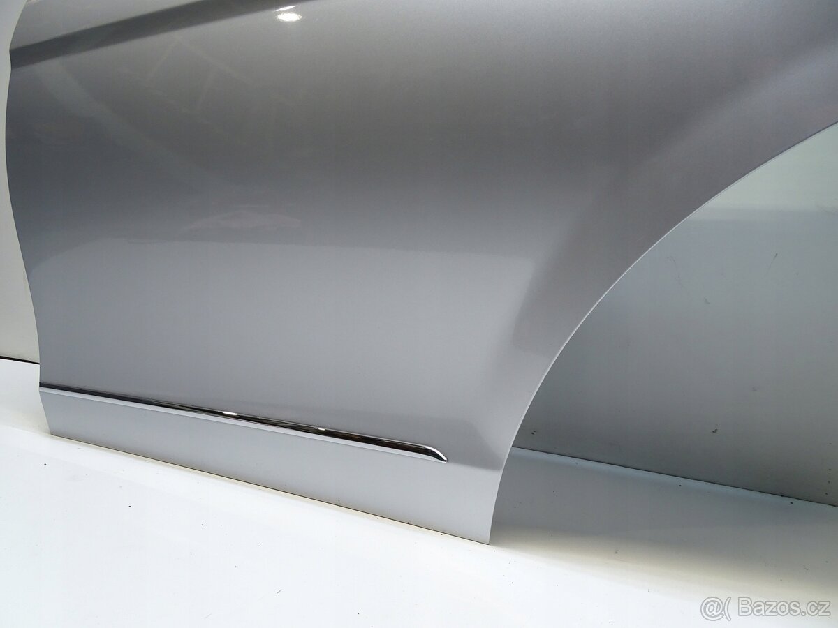 Dveře Mercedes w204 C - 2