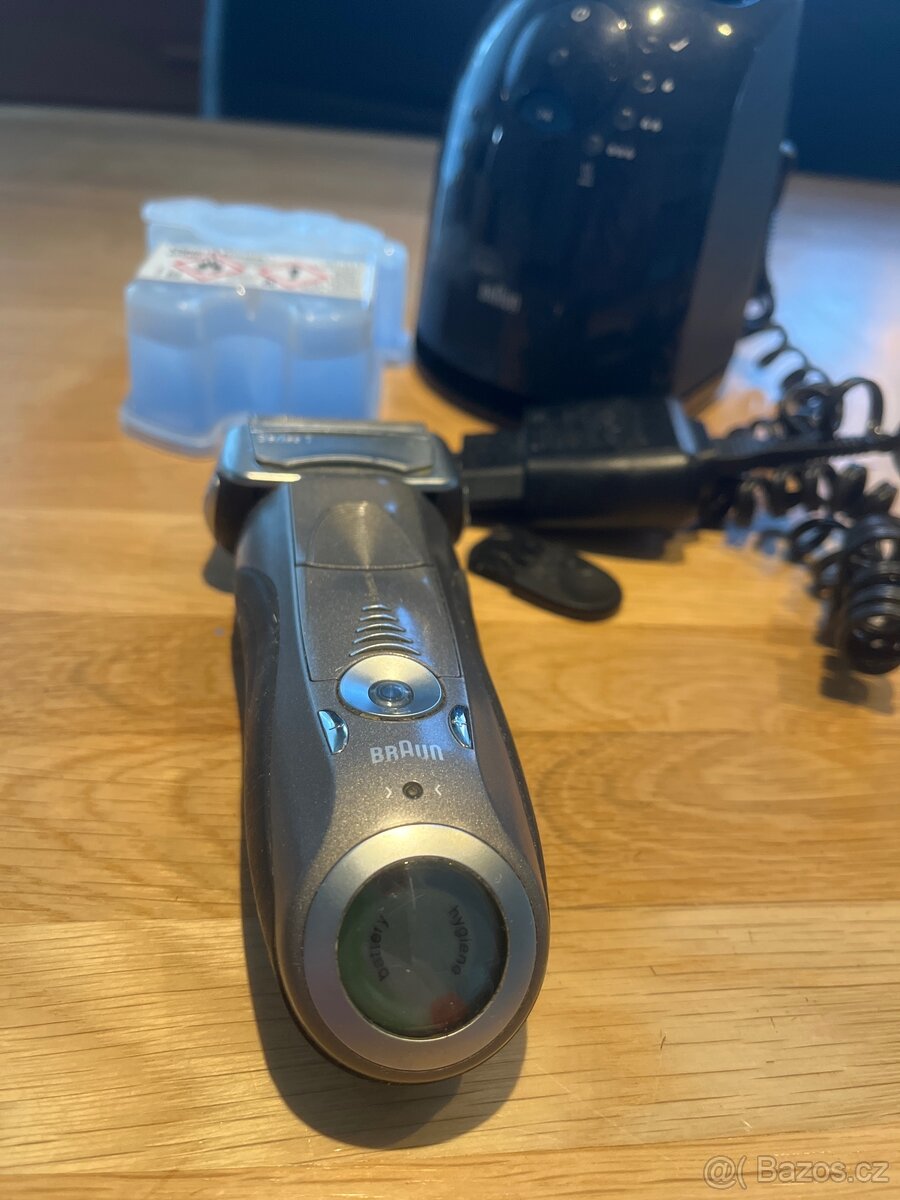 Holicí strojek Braun - cenu nabídněte - 2