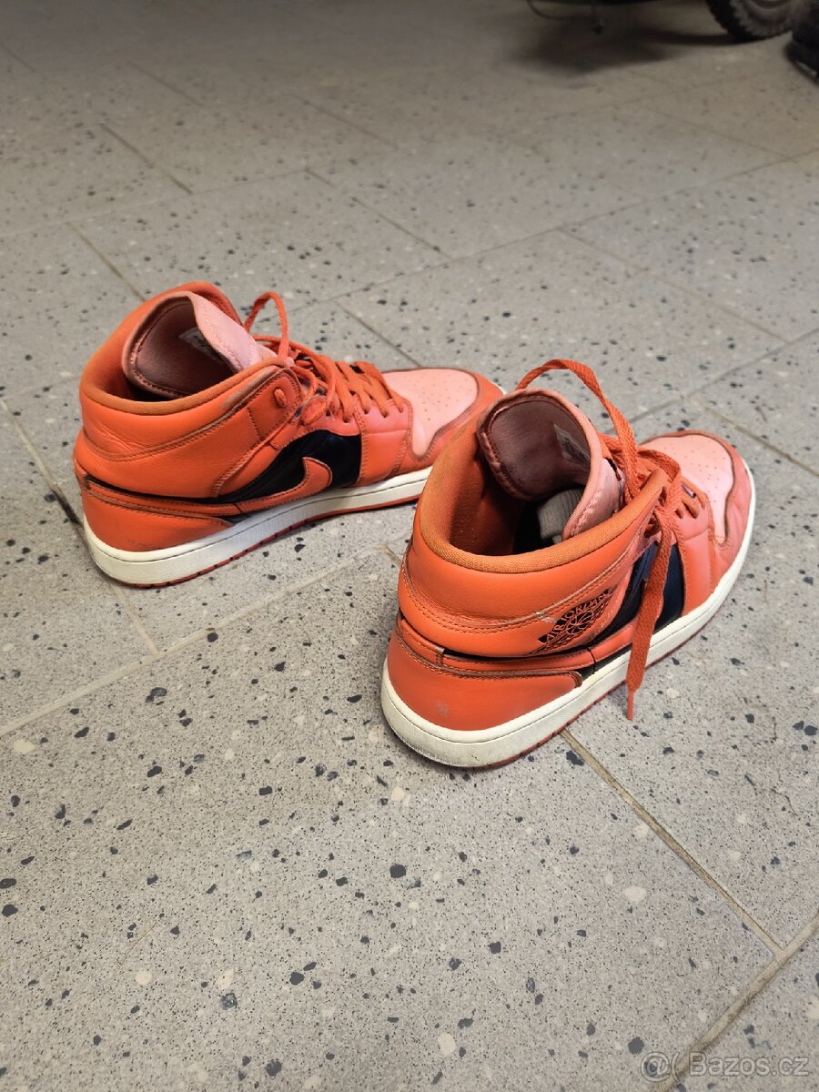 Air Jordan 1 mid - 2