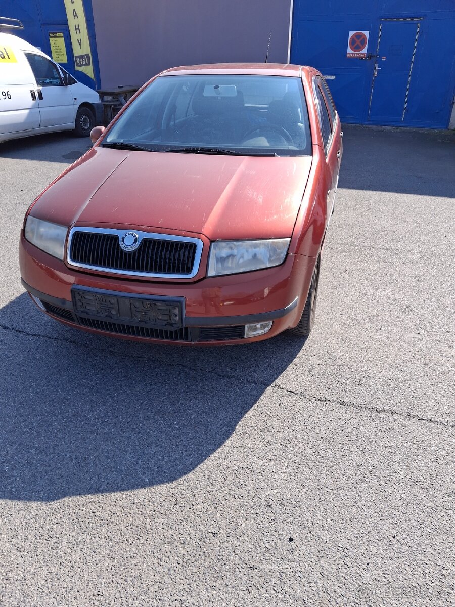 Škoda Fabia 1.4mpi - rozprodam na díly. - 2