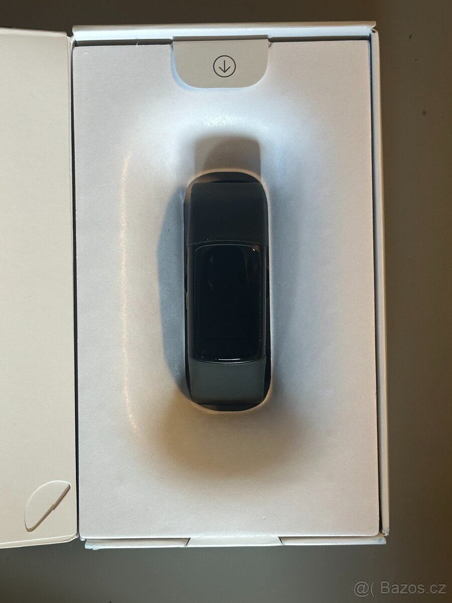 Chytrý náramek Fitbit Charge 6 černý, PC 3500,- 5 - 2