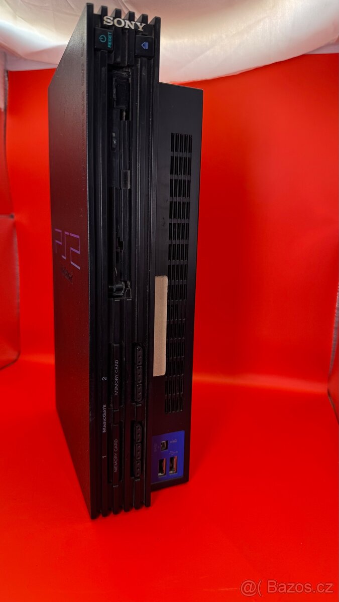 PlayStation 2 FAT + příslušenství - 2