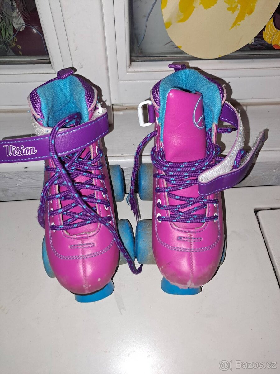 Dívčí kolečkové brusle - velikost 30,5 - 2