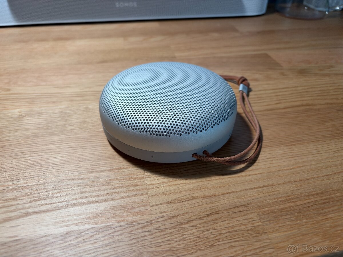 Bang & Olufsen Beosound A1 3rd Gen - 2