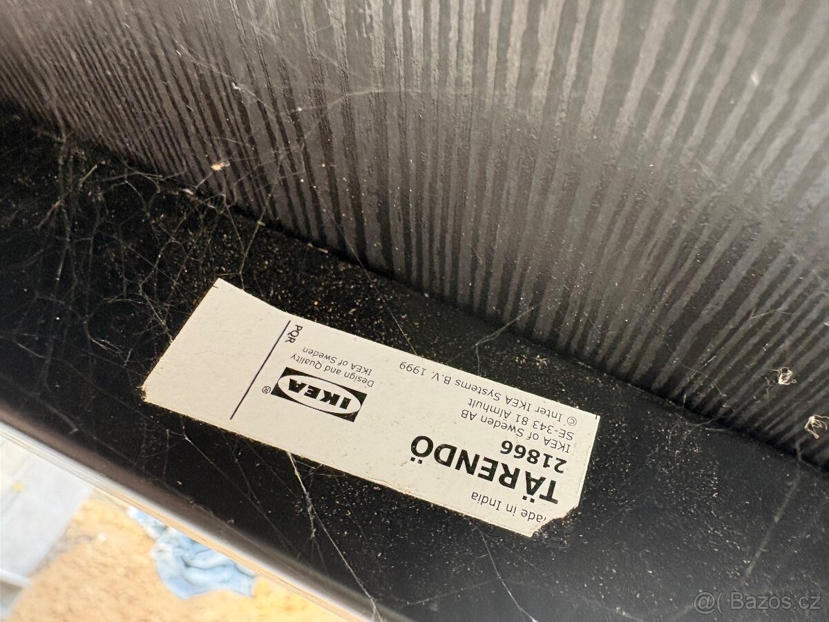 Jídelní stůl IKEA Tarendo - 2