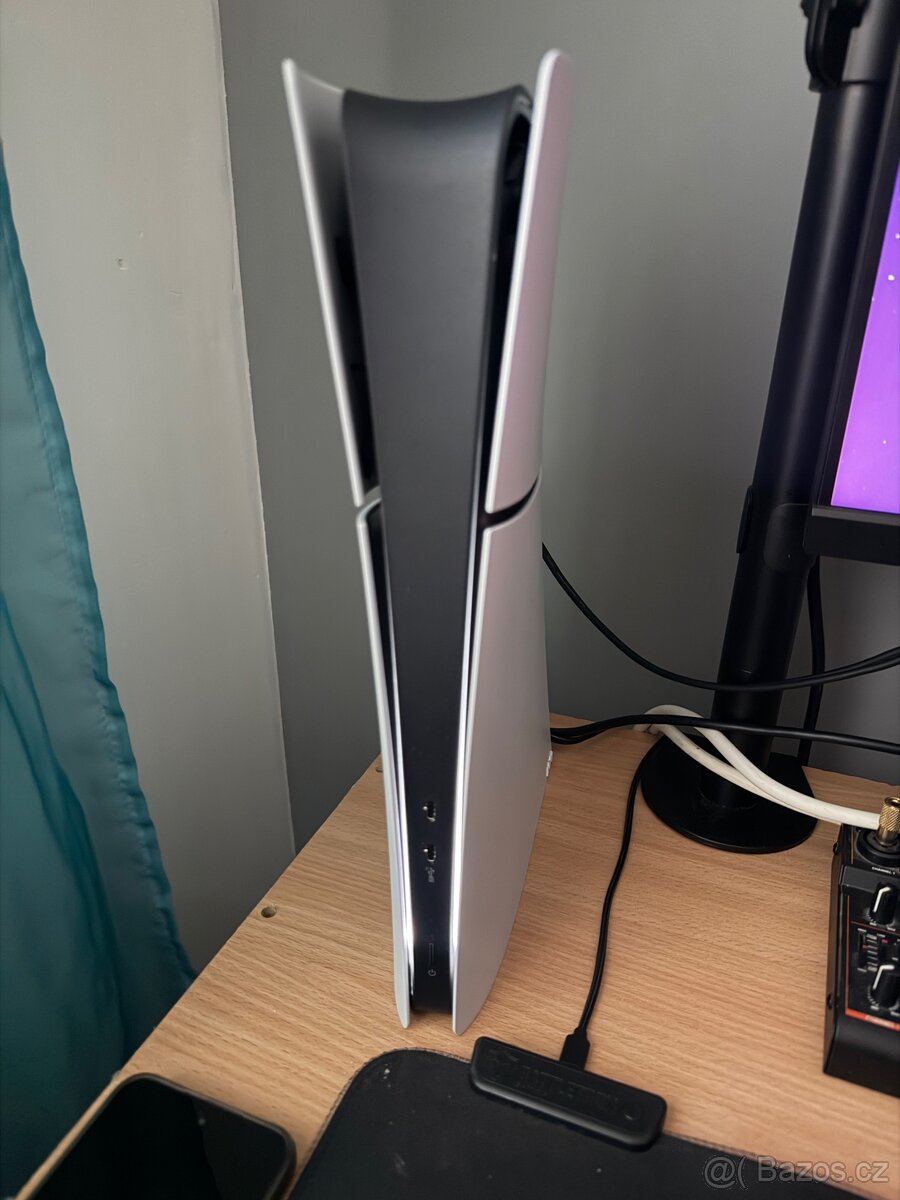 PlayStation 5 Digital Edition (825 GB) - 2