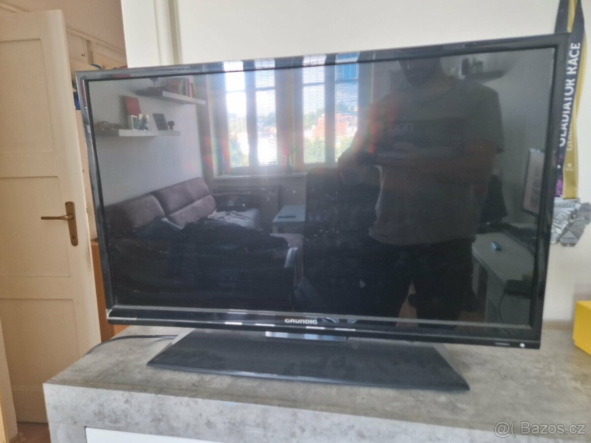 Televize GRUNDIG 32 VLE 4322 BF - 2
