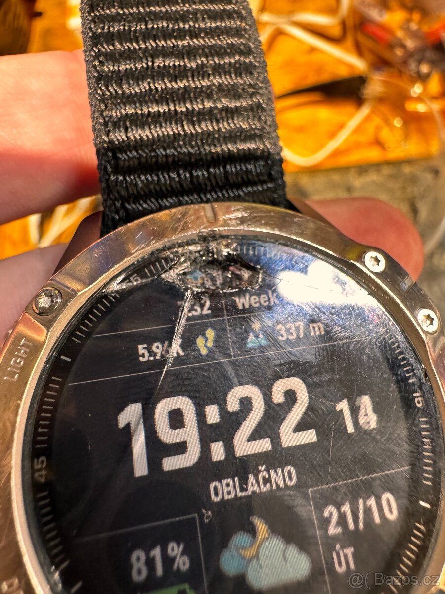 Garmin Fenix 6 rozbite sklo - 2