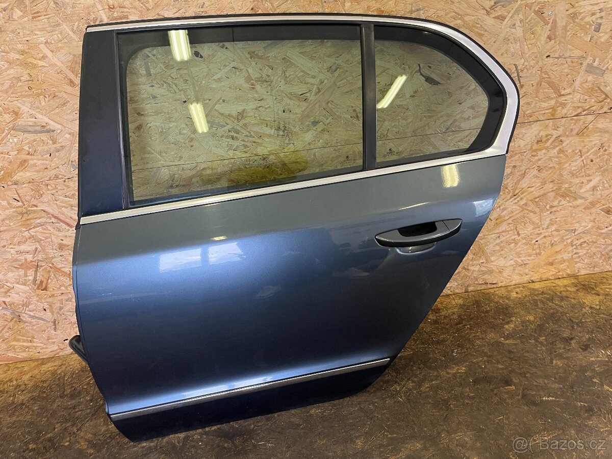 KOMPLETNÍ LEVÉ ZADNÍ DVEŘE ŠKODA SUPERB 2 LF7Y - 2
