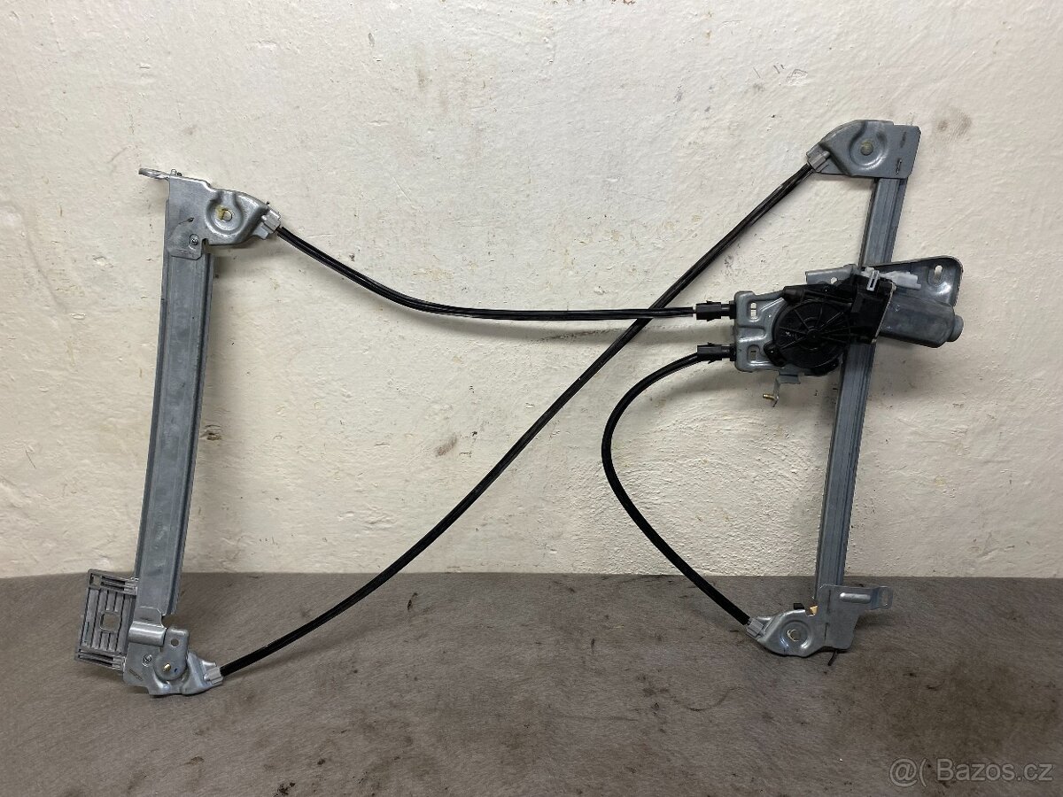 CITROEN PLURIEL 03-10 - PRAVÁ PŘEDNÍ ELEKTRICKÁ STAHOVAČKA - 2