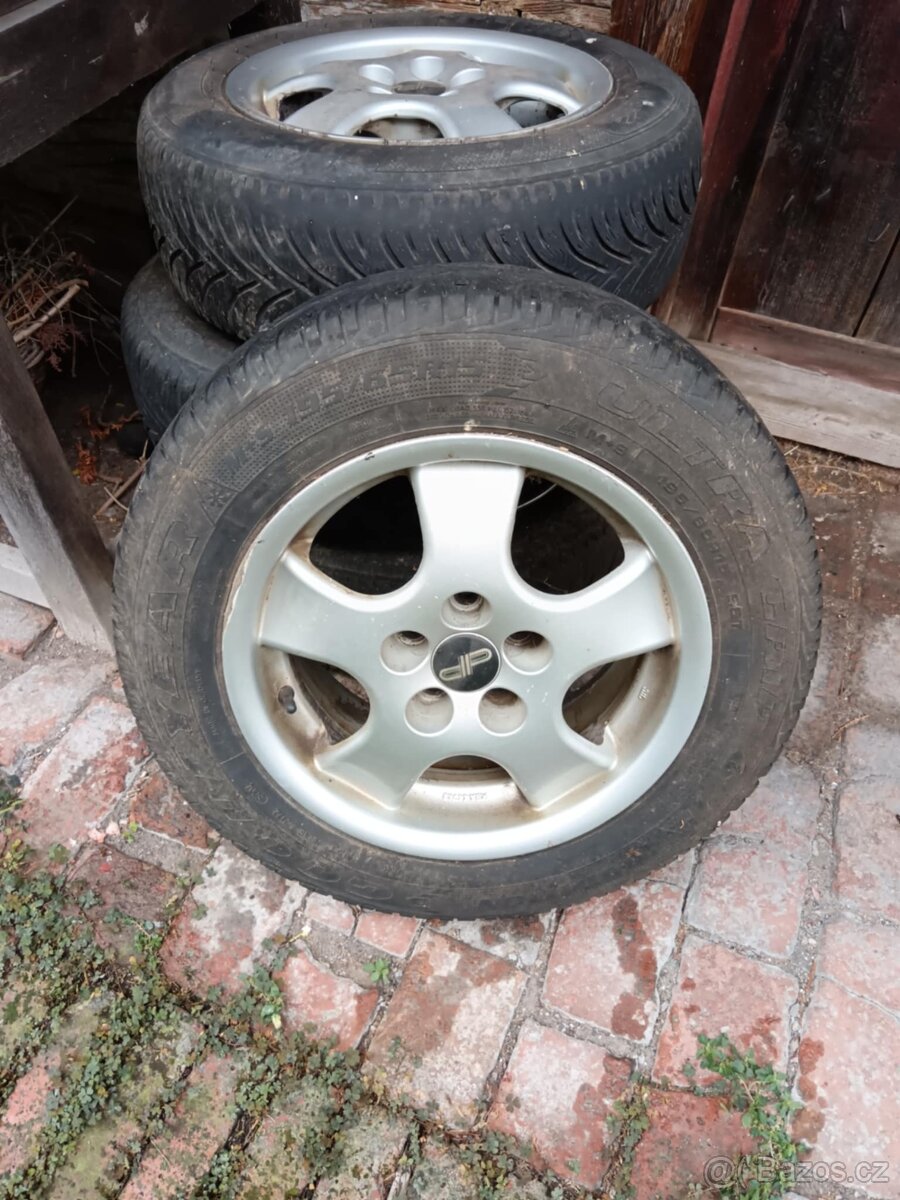 Kola - disky s pneumatikami - 2
